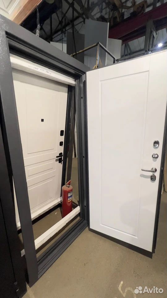 Входная дверь Циклон 860*2050